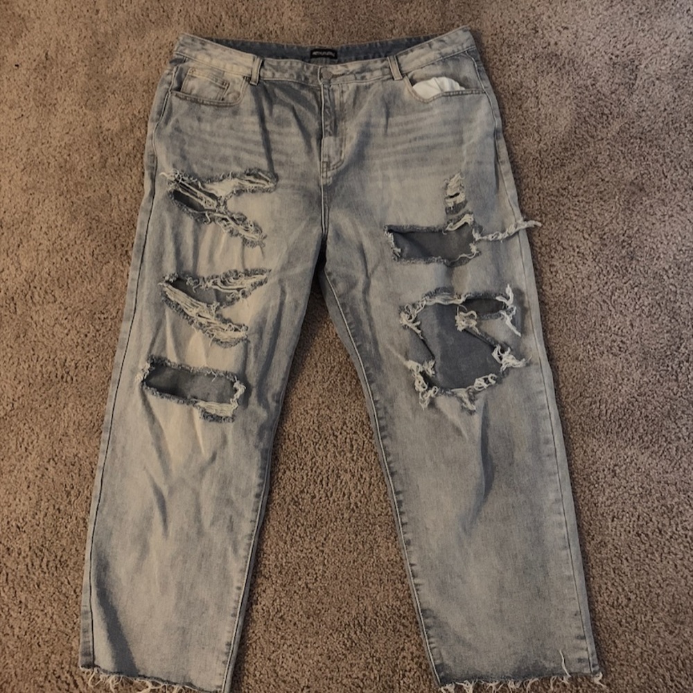 Pretty little thing jeans